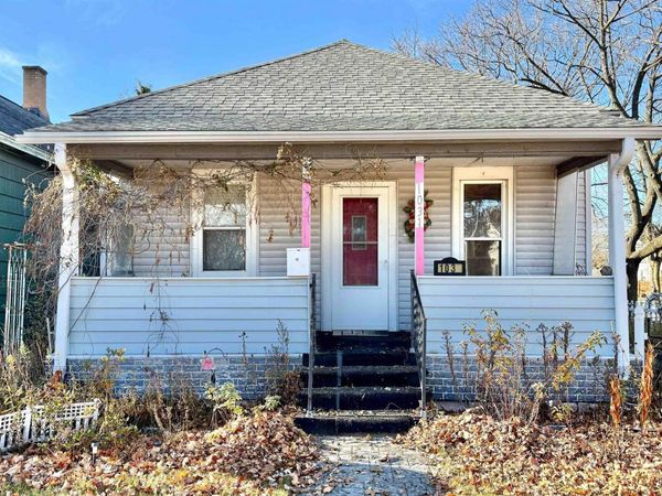 1031 Sheridan Road, Escanaba, MI 49829