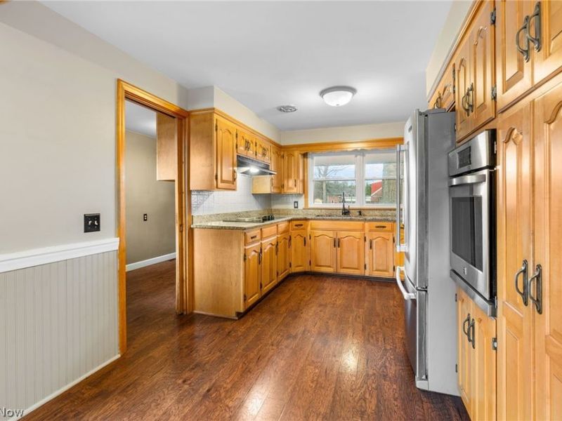 304 South Street, Louisville, OH 44641 Photo 13