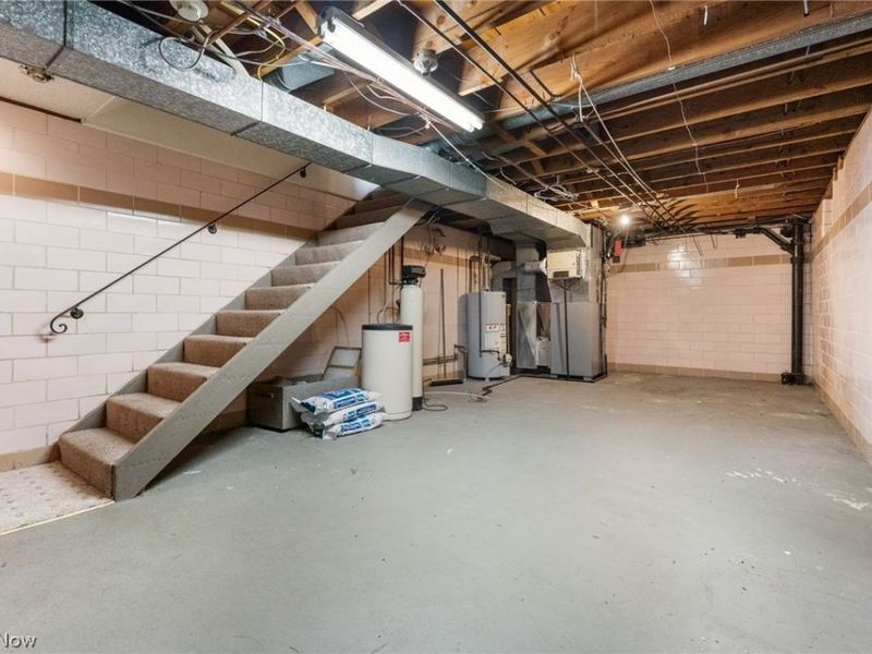 304 South Street, Louisville, OH 44641 Photo 21