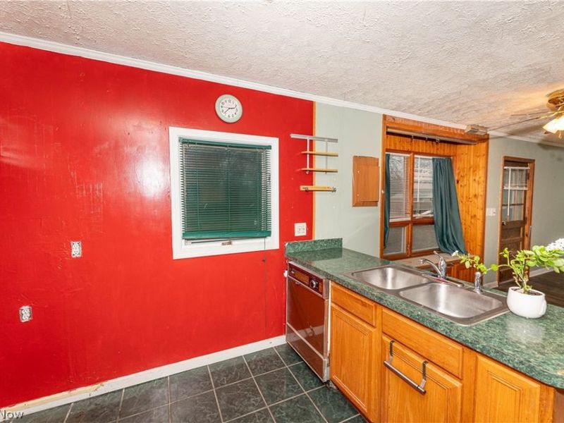 2758 Oak Street, Willoughby Hills, OH 44094 Photo 12