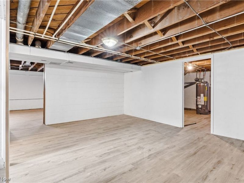 10701 Barrington Boulevard, Parma Heights, OH 44130 Photo 18