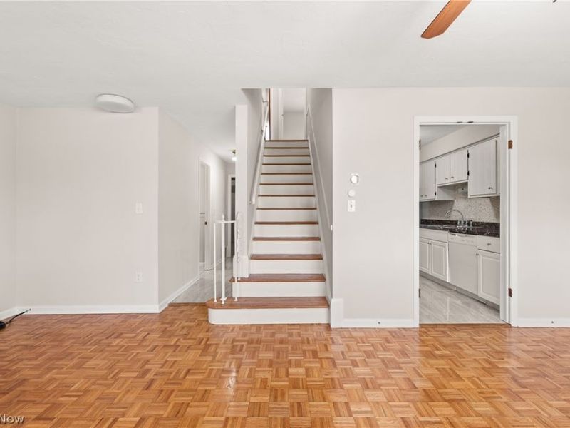 25555 Country Club Boulevard, North Olmsted, OH 44070 Photo 10