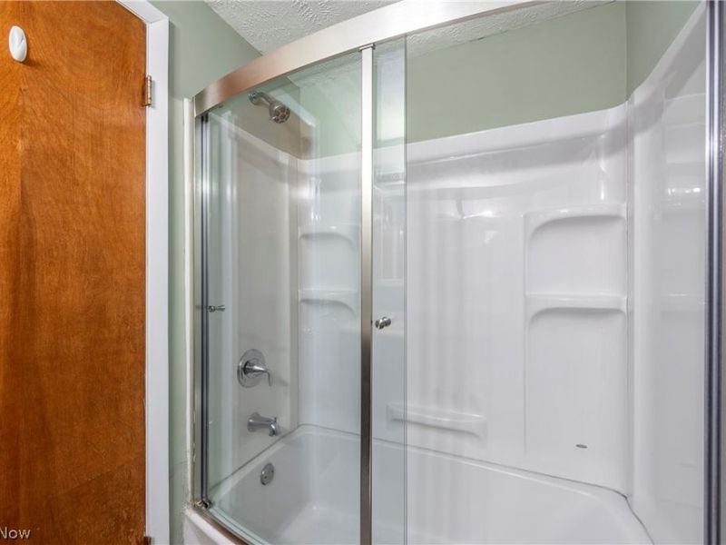 25555 Country Club Boulevard, North Olmsted, OH 44070 Photo 35