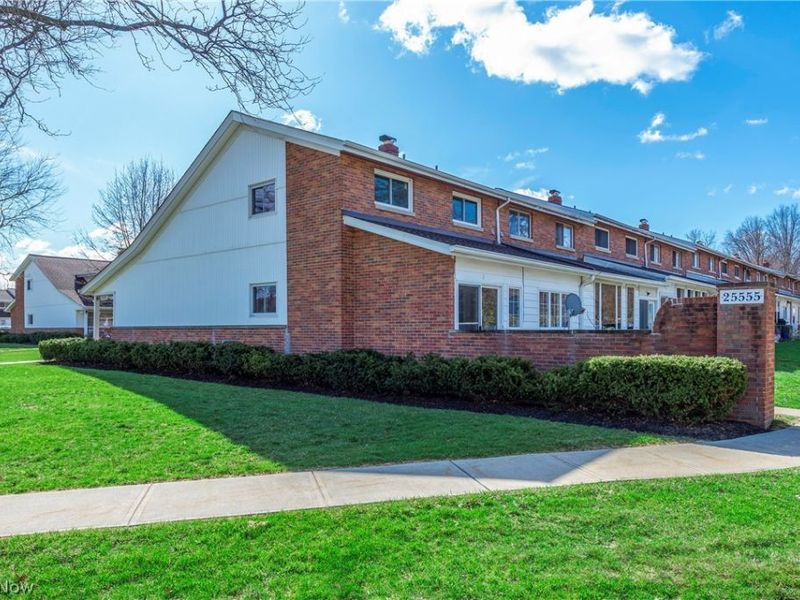 25555 Country Club Boulevard, North Olmsted, OH 44070 Photo 42