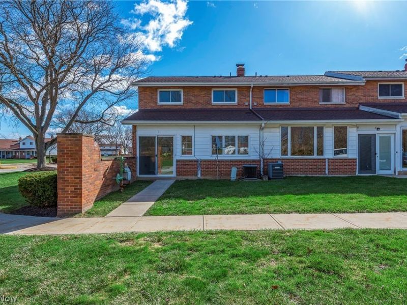 25555 Country Club Boulevard, North Olmsted, OH 44070 Photo 43