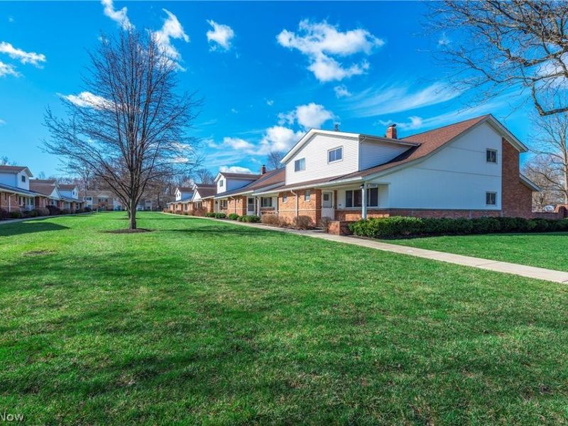 25555 Country Club Boulevard, North Olmsted, OH 44070 Photo 44