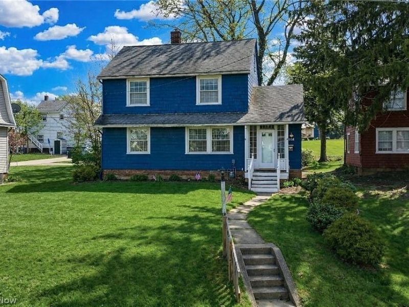 633 Mckinley Avenue SE, North Canton, OH 44720 Photo 1