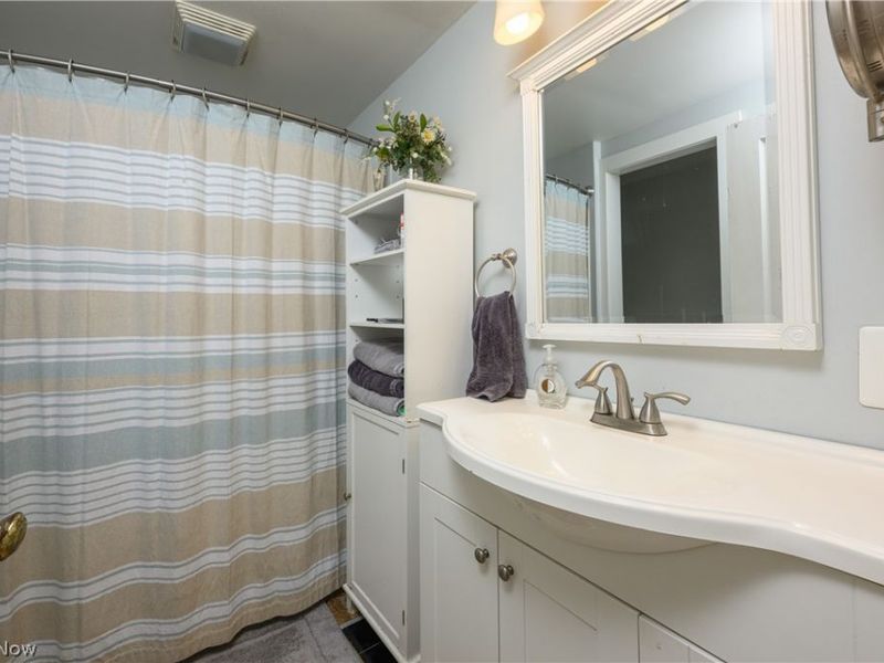 633 Mckinley Avenue SE, North Canton, OH 44720 Photo 14