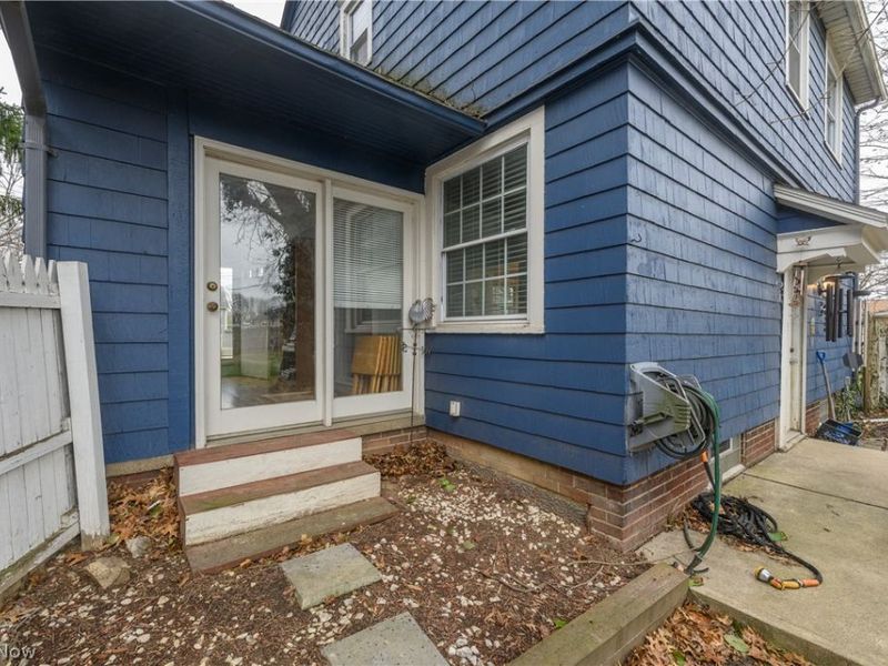 633 Mckinley Avenue SE, North Canton, OH 44720 Photo 17