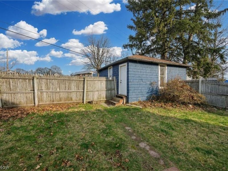 633 Mckinley Avenue SE, North Canton, OH 44720 Photo 20