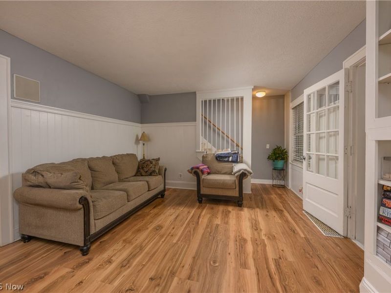 633 Mckinley Avenue SE, North Canton, OH 44720 Photo 4