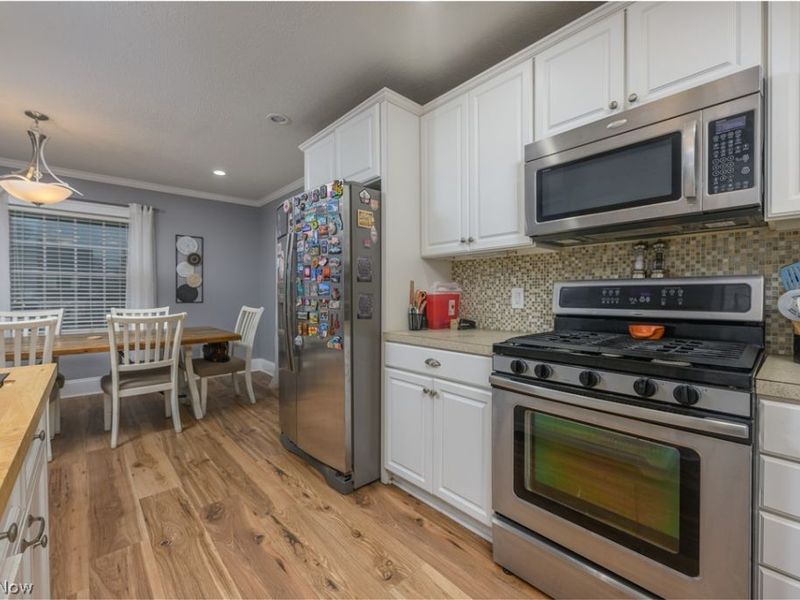 633 Mckinley Avenue SE, North Canton, OH 44720 Photo 9