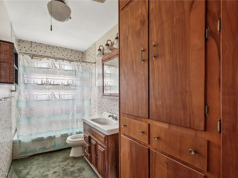 3830 Regentview Street NE, Canton, OH 44705 Photo 19