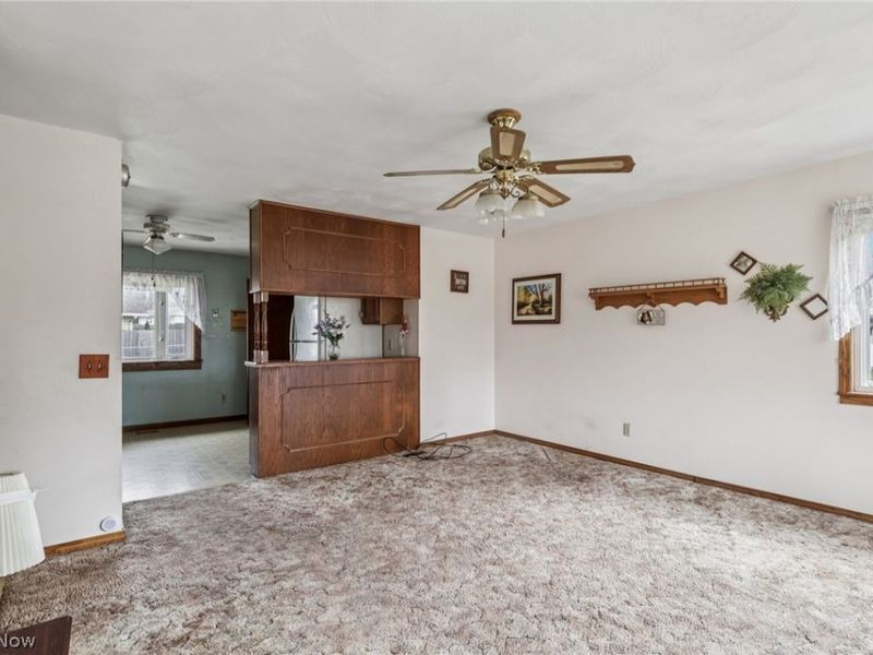 3830 Regentview Street NE, Canton, OH 44705 Photo 8