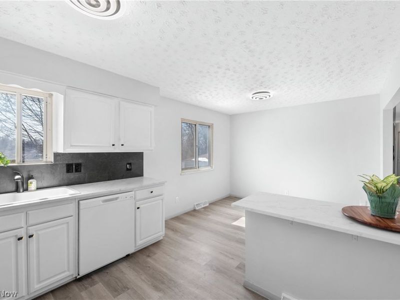 22504 Felch Street, Warrensville Heights, OH 44128 Photo 13