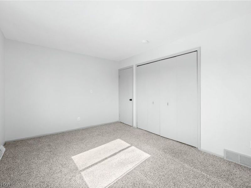 22504 Felch Street, Warrensville Heights, OH 44128 Photo 17