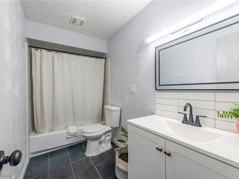 22504 Felch Street, Warrensville Heights, OH 44128 Photo 22