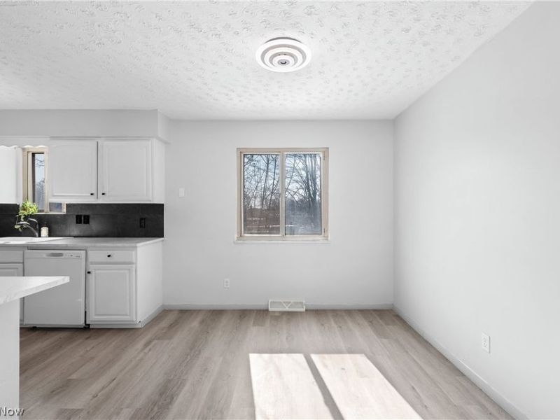 22504 Felch Street, Warrensville Heights, OH 44128 Photo 7