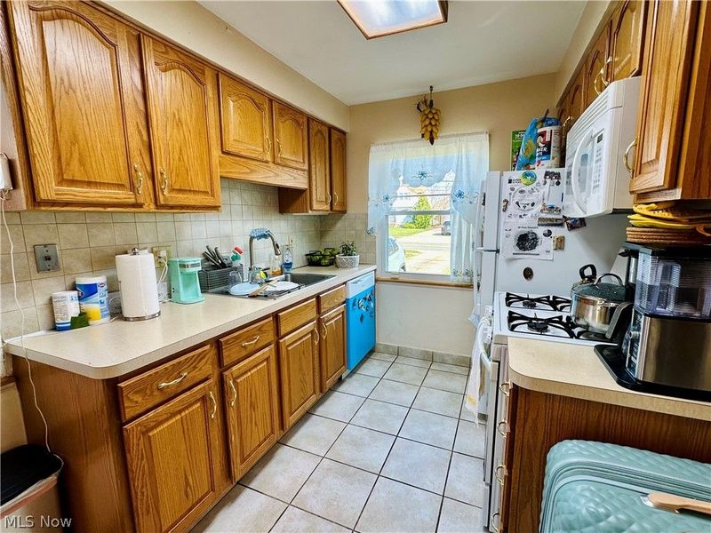 5948 Dunham Road, Maple Heights, OH 44137 Photo 8