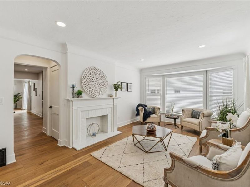 16305 Marquis Avenue, Cleveland, OH 44111 Photo 12