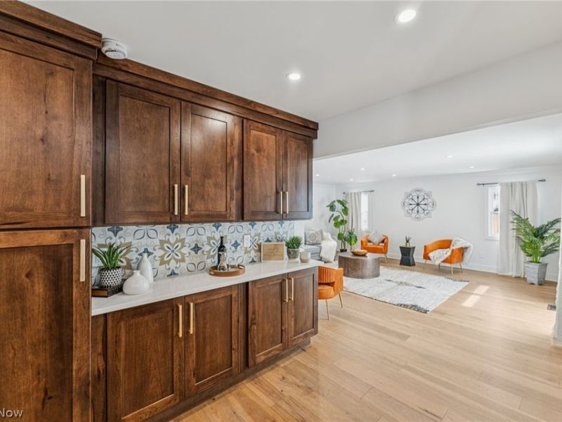 16305 Marquis Avenue, Cleveland, OH 44111 Photo 5