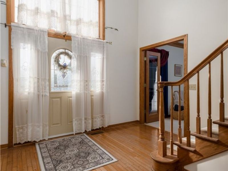 9364 Pheasant Valley Avenue NW, North Canton, OH 44720 Photo 6