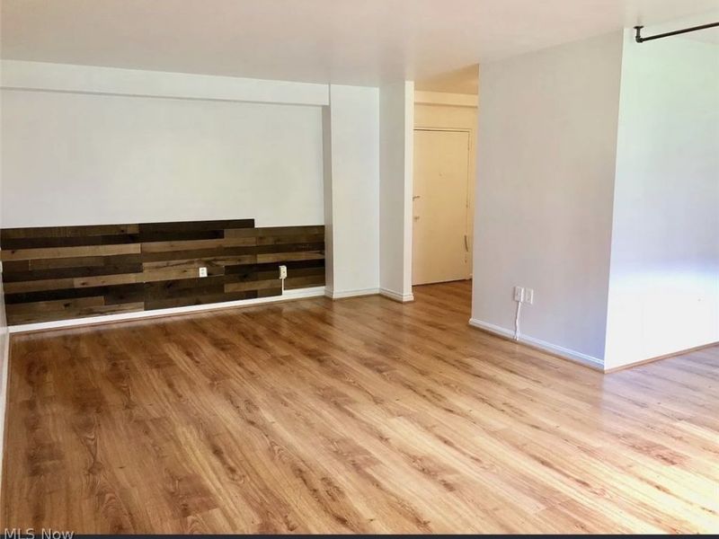 11820 Edgewater Drive, Unit 106, Lakewood, OH 44107 Photo 13