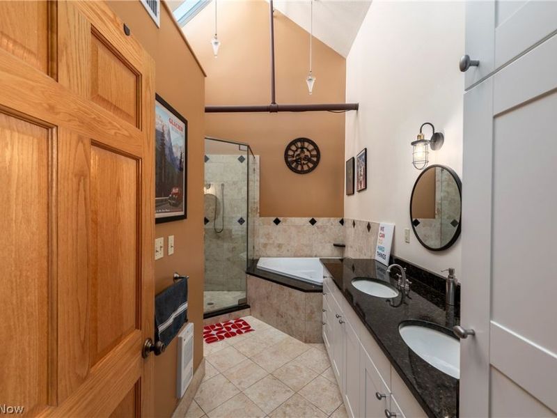 1667 E 40th Street E, Unit 3-G, Cleveland, OH 44103 Photo 20