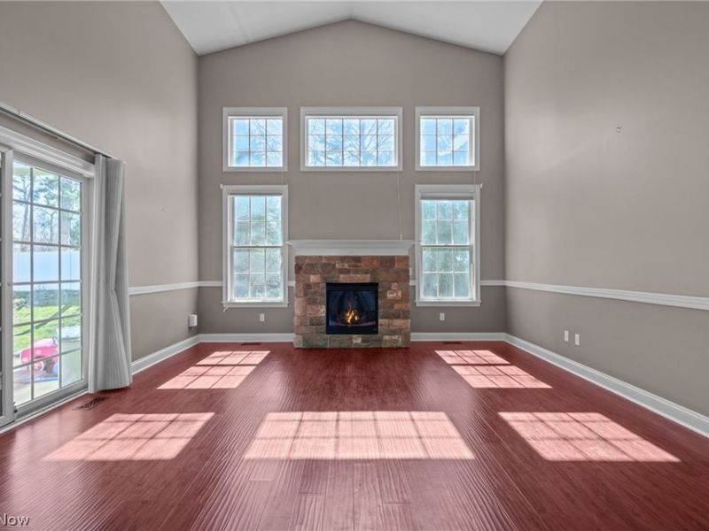 304 Cobblestone Drive, Mayfield Heights, OH 44143 Photo 25