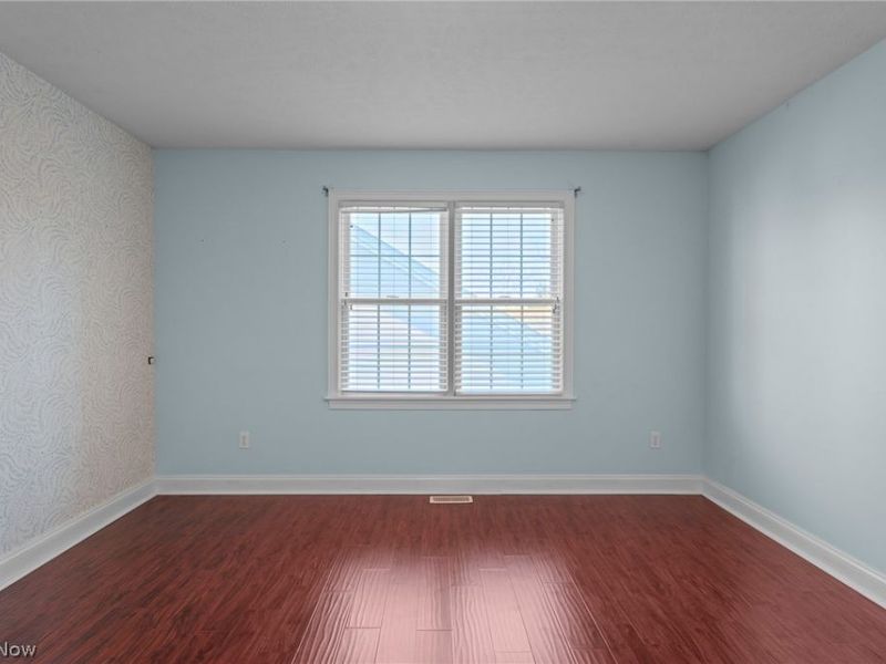 304 Cobblestone Drive, Mayfield Heights, OH 44143 Photo 42