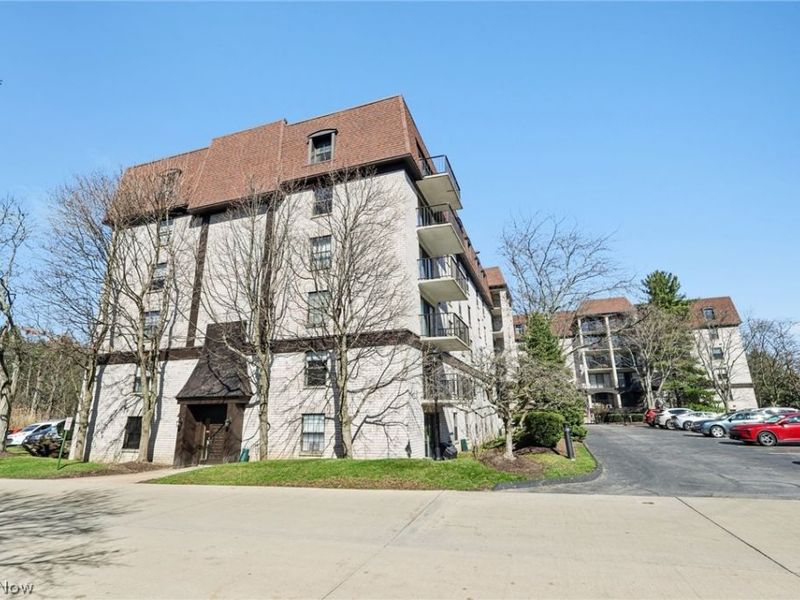 800 Brick Mill Run, Unit 109, Westlake, OH 44145 Photo 5