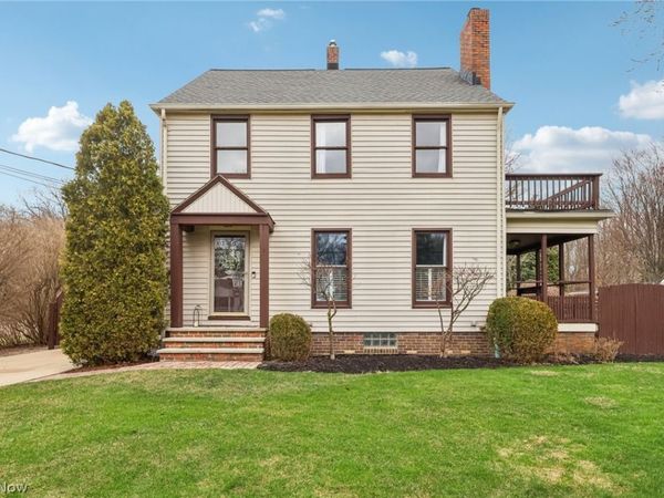 2933 Dover Center Road, Westlake, OH 44145