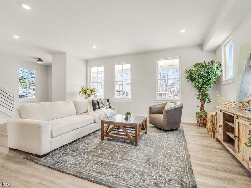 83 E South Street, Painesville, OH 44077 Photo 4