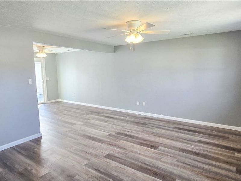 7496 Southland Drive, Mentor on the Lake, OH 44060 Photo 6