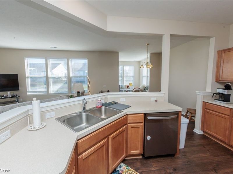 9469 Grist Mill Drive, North Ridgeville, OH 44039 Photo 16