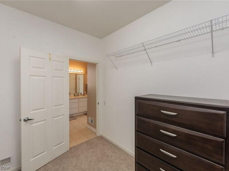 9469 Grist Mill Drive, North Ridgeville, OH 44039 Photo 27