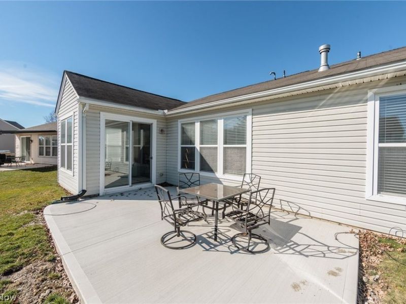 9469 Grist Mill Drive, North Ridgeville, OH 44039 Photo 28