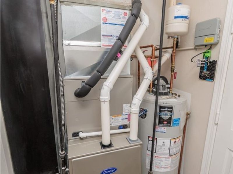 9469 Grist Mill Drive, North Ridgeville, OH 44039 Photo 40