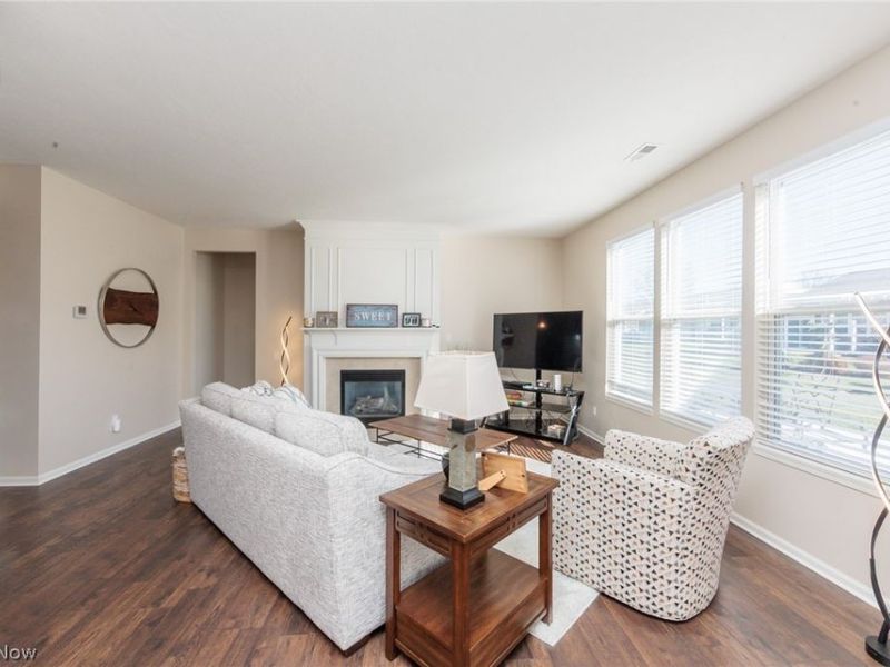 9469 Grist Mill Drive, North Ridgeville, OH 44039 Photo 6