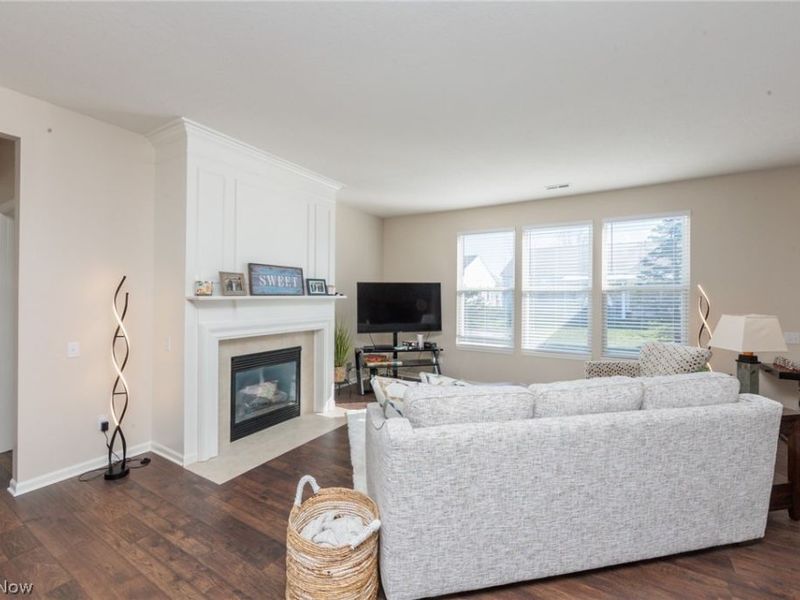 9469 Grist Mill Drive, North Ridgeville, OH 44039 Photo 9