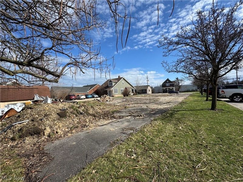 1260 Smith Court, Rocky River, OH 44116 Photo 3