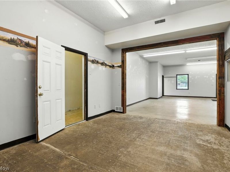 46145 Telegraph Road, Amherst, OH 44001 Photo 22