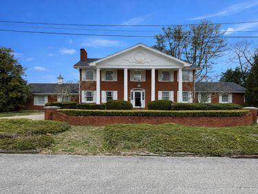 808 W Holly Lane, Corbin, KY 40701