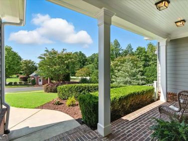 6411 Winter Harbor Drive, Flowery Branch, GA 30542