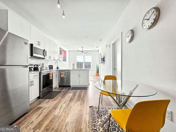 525 Parkway Drive NE, Unit 404, Atlanta, GA 30308