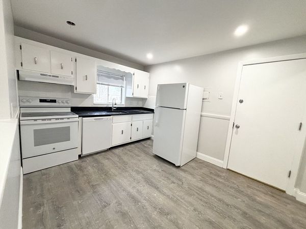 75 Vine Street, Unit B4, Saugus, MA 01906