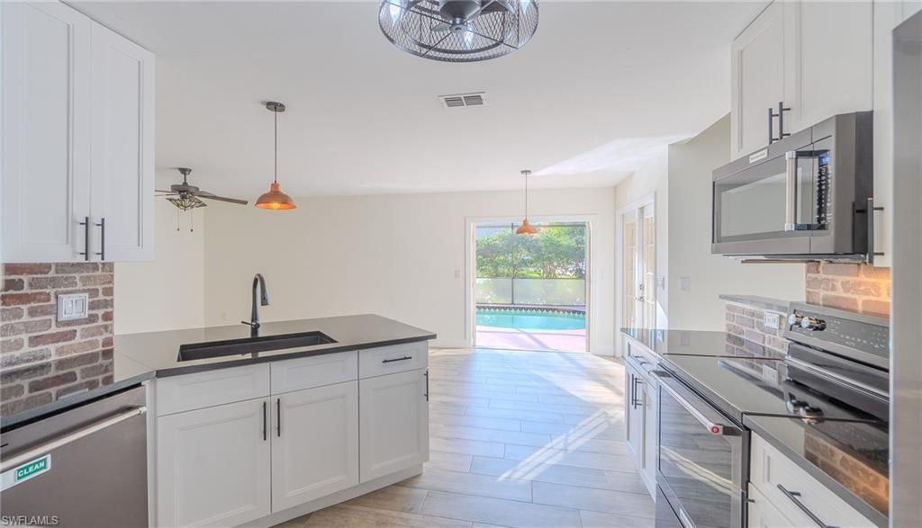 22614 Forest View Dr, Estero, FL 33928 Photo