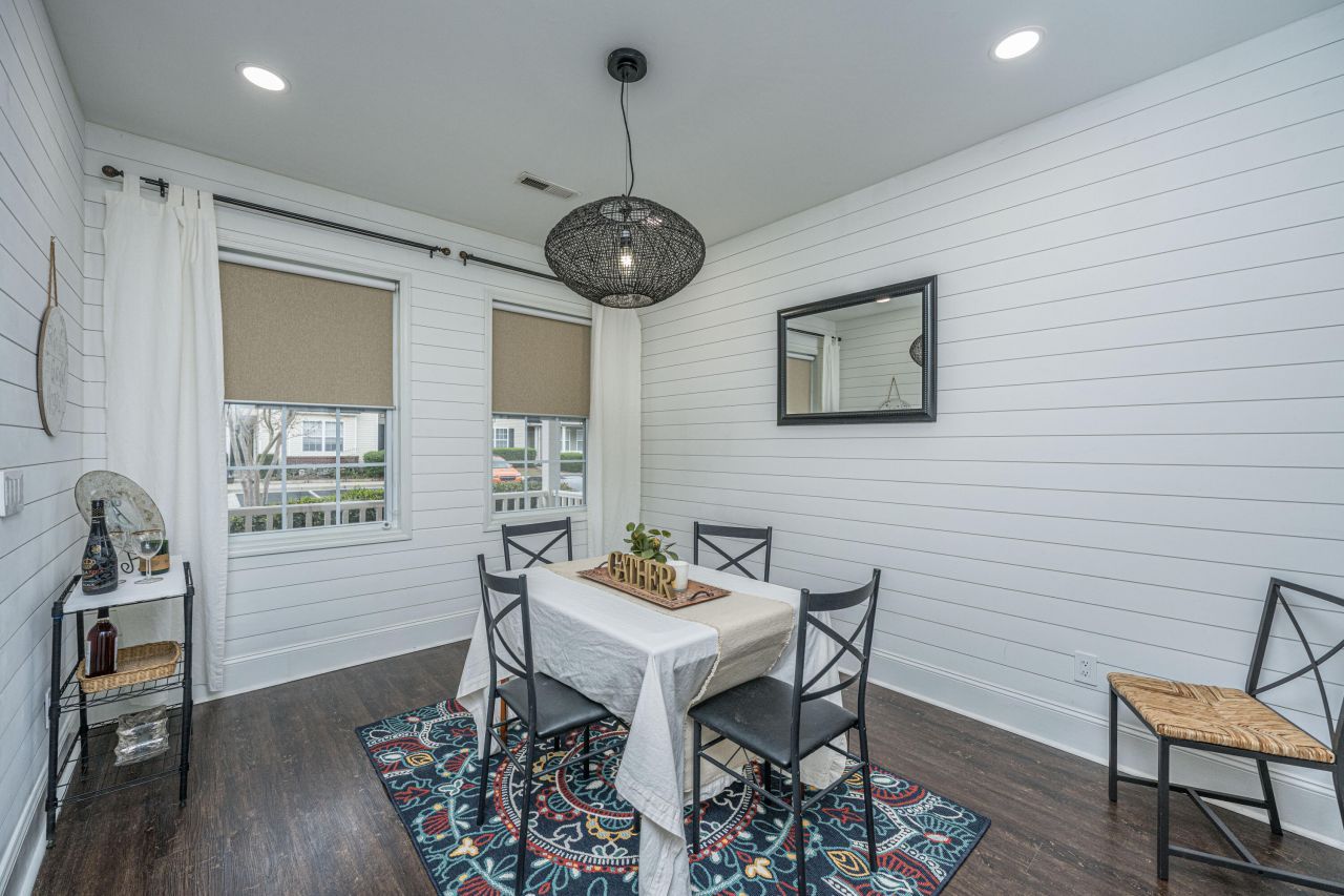 214 Brookshire Road Photo 6