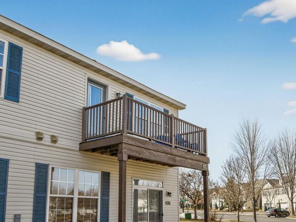 609 Providence Drive , Shakopee, MN 55379