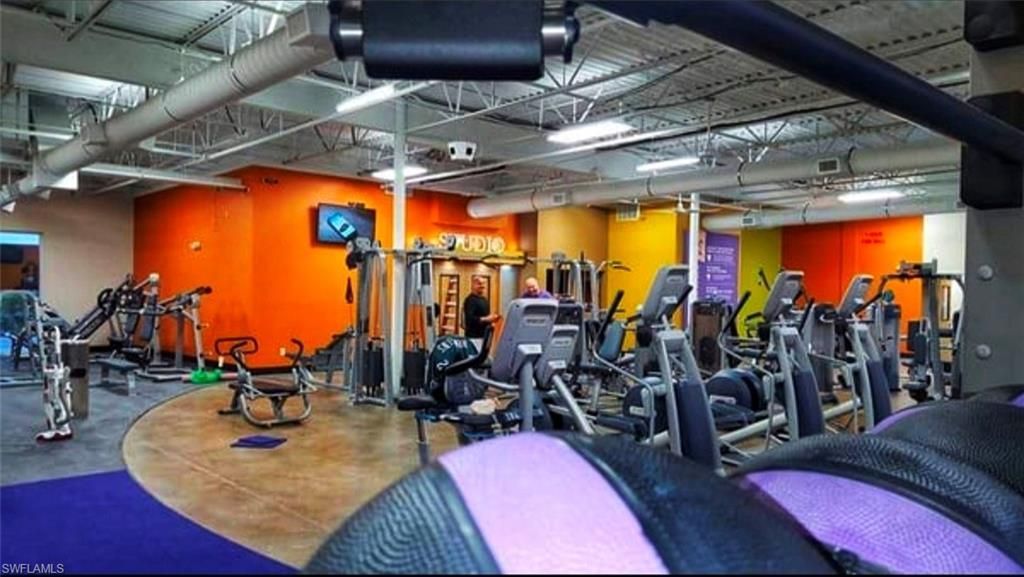 10307 Fontanella Dr, Fort Myers, FL 33913 Photo